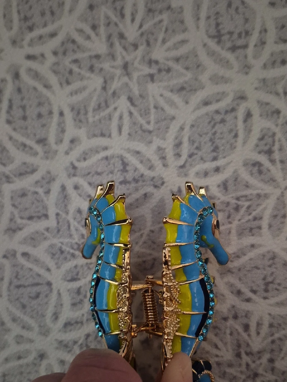Seahorse hairclip in Turquoise, Lime & Gold